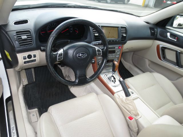 Subaru Outback 2006 photo 1