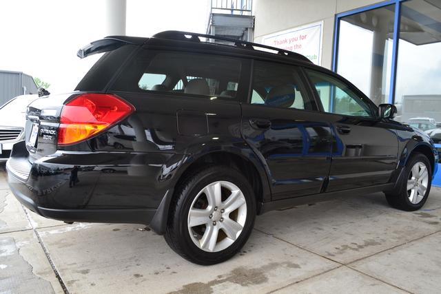 Subaru Outback 2006 photo 1