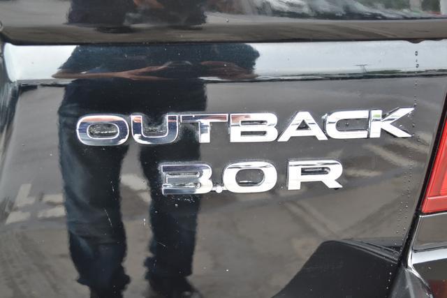 Subaru Outback 2006 photo 2