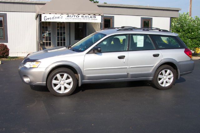 Subaru Outback 2007 photo 2