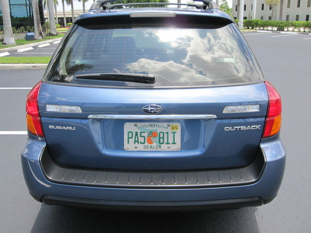 Subaru Outback 2007 photo 9