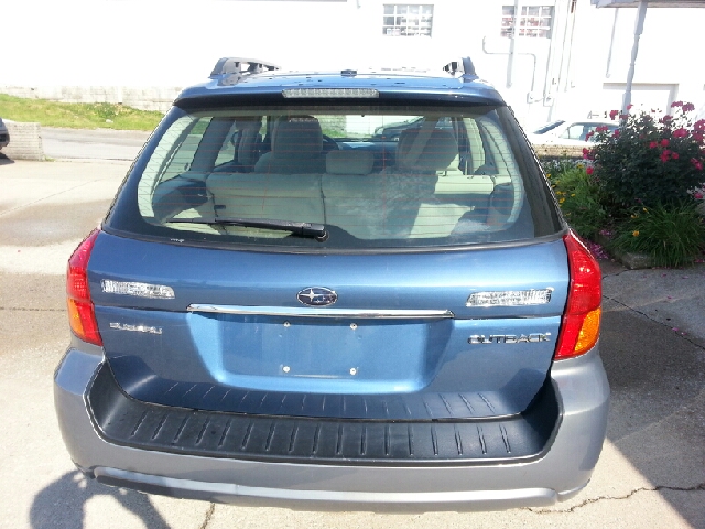 Subaru Outback EX 4D Hardtop SUV