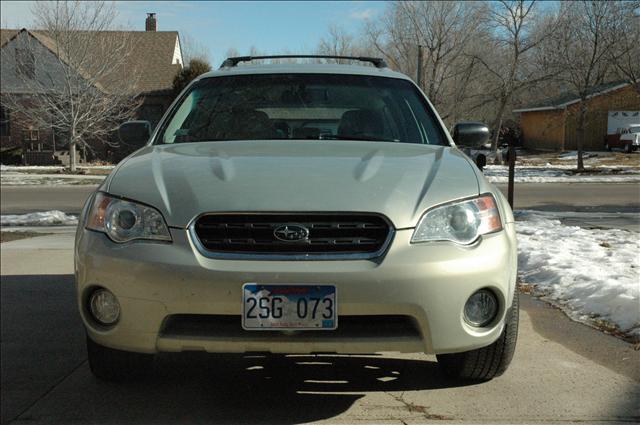 Subaru Outback 2007 photo 2