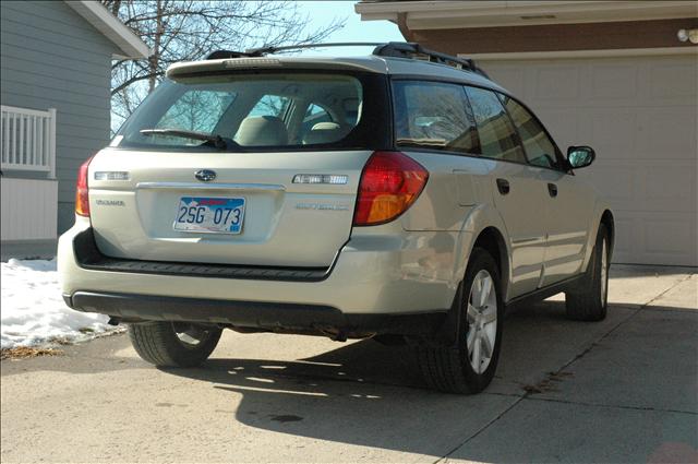 Subaru Outback 2007 photo 4