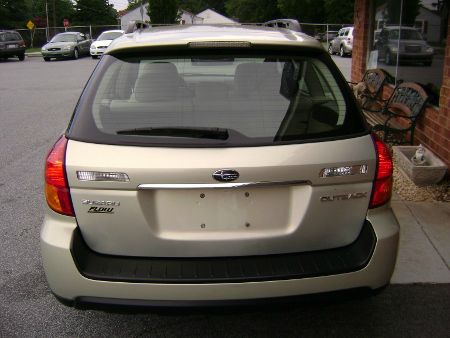 Subaru Outback 2007 photo 2