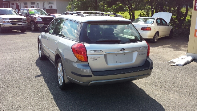 Subaru Outback 2007 photo 2