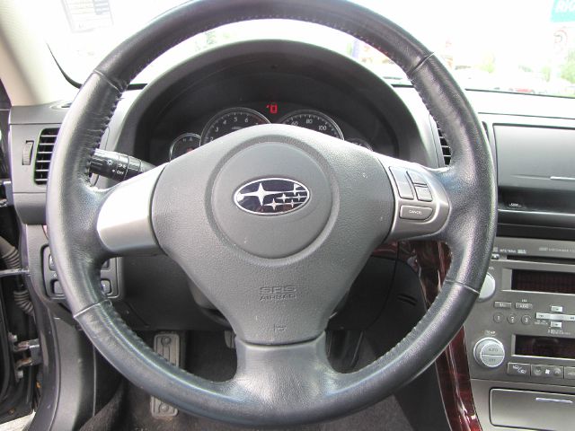 Subaru Outback 2008 photo 2