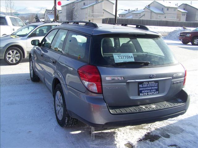 Subaru Outback 2008 photo 2