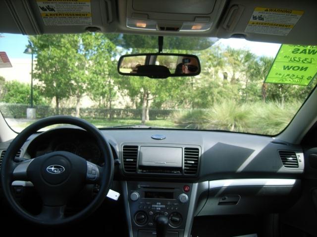 Subaru Outback 2008 photo 3