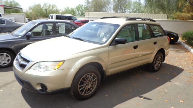 Subaru Outback Base SUV