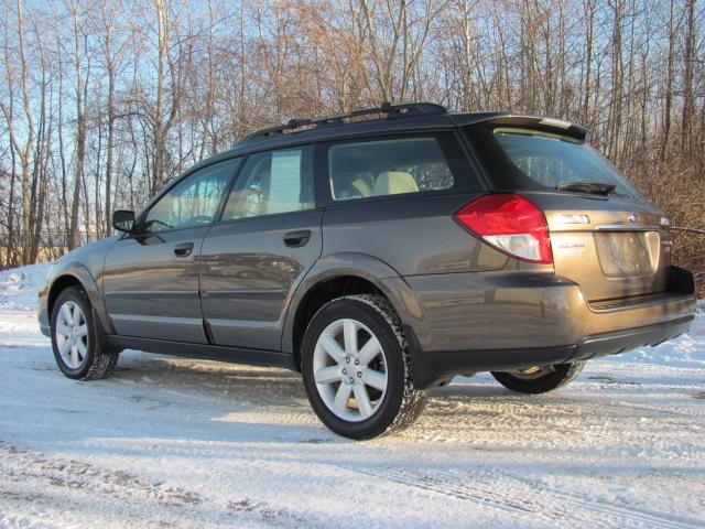 Subaru Outback 2008 photo 3