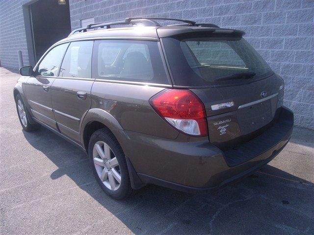 Subaru Outback 2008 photo 4