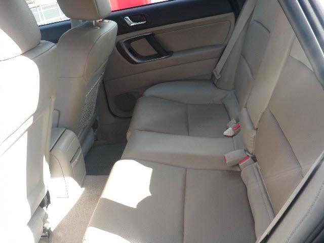 Subaru Outback 2008 photo 5