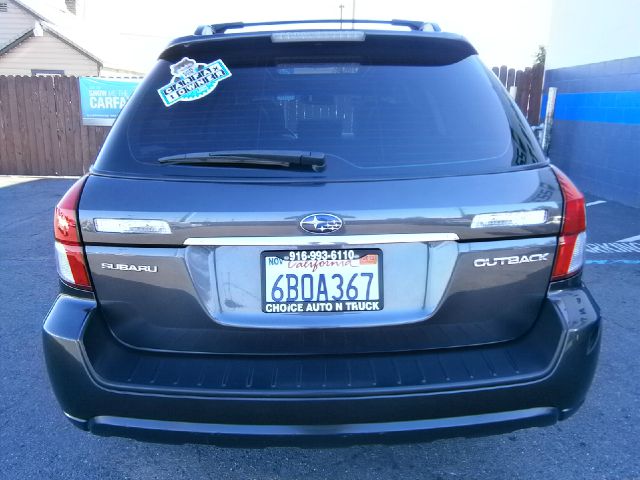 Subaru Outback 2008 photo 2