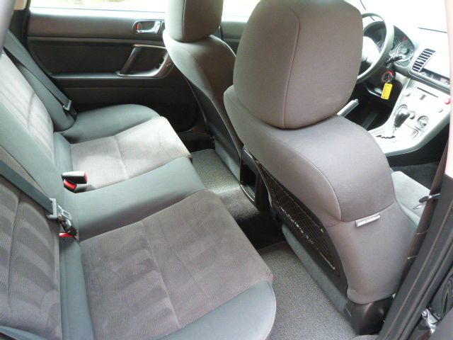 Subaru Outback 2008 photo 2