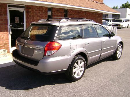 Subaru Outback 2008 photo 2