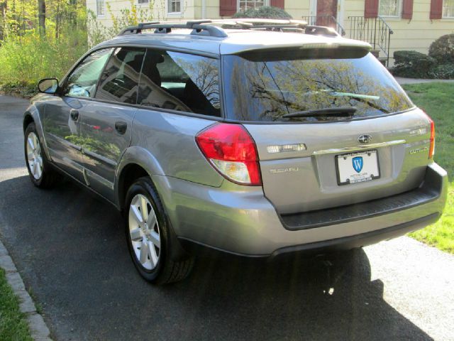 Subaru Outback 2008 photo 2