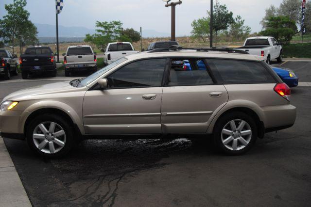 Subaru Outback 2008 photo 4