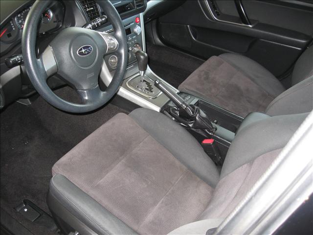 Subaru Outback 2008 photo 2