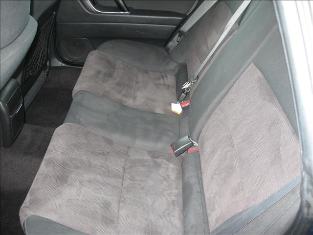 Subaru Outback 2008 photo 3