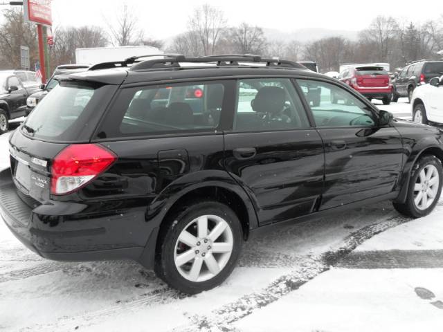 Subaru Outback 2008 photo 4