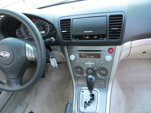 Subaru Outback 2008 photo 25