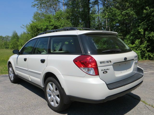 Subaru Outback 2008 photo 32