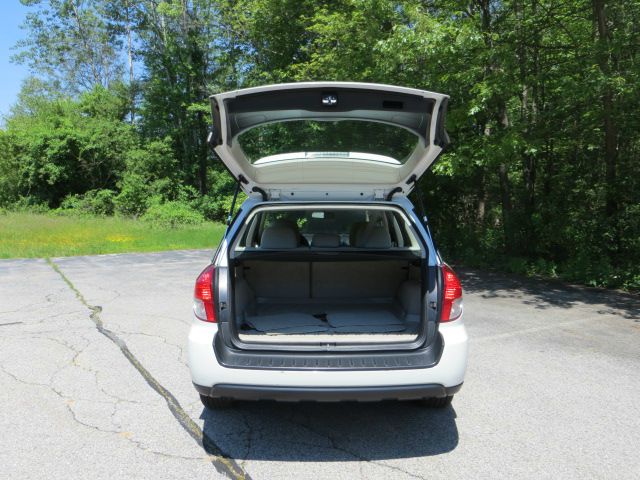 Subaru Outback 2008 photo 34