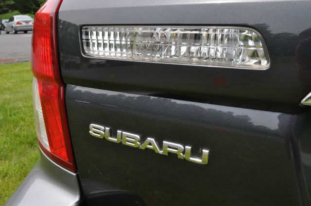 Subaru Outback 2009 photo 35