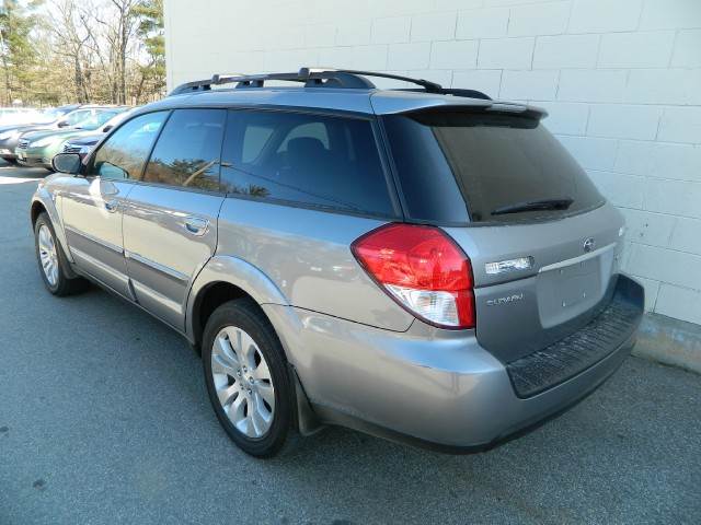 Subaru Outback 2009 photo 4