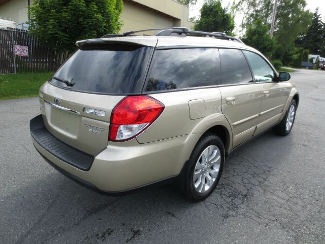 Subaru Outback 2009 photo 17