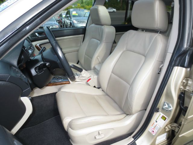 Subaru Outback 2009 photo 24