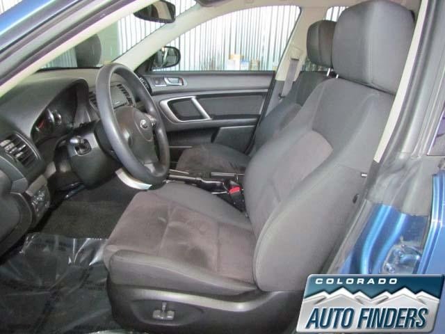 Subaru Outback 2009 photo 2