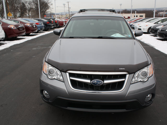 Subaru Outback 2009 photo 2