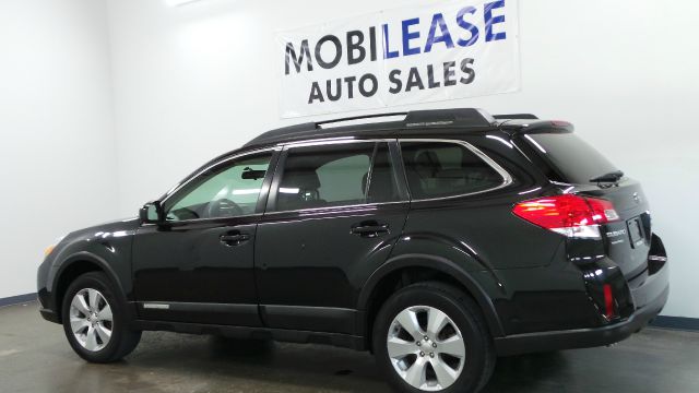 Subaru Outback 2010 photo 4