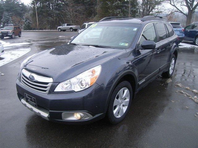 Subaru Outback 2010 photo 1