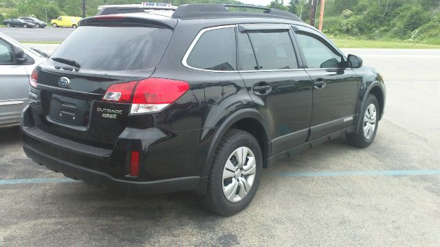 Subaru Outback 2010 photo 4