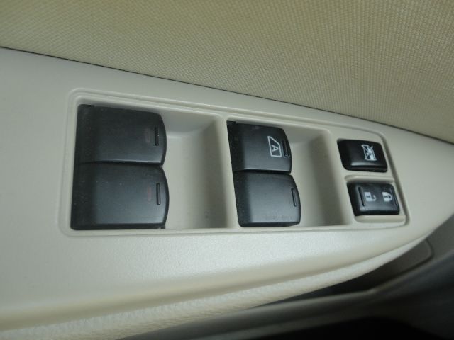 Subaru Outback 2010 photo 1