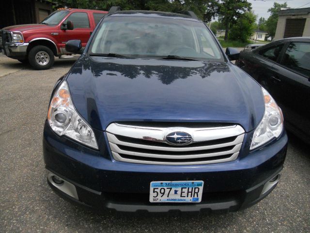 Subaru Outback 2011 photo 4