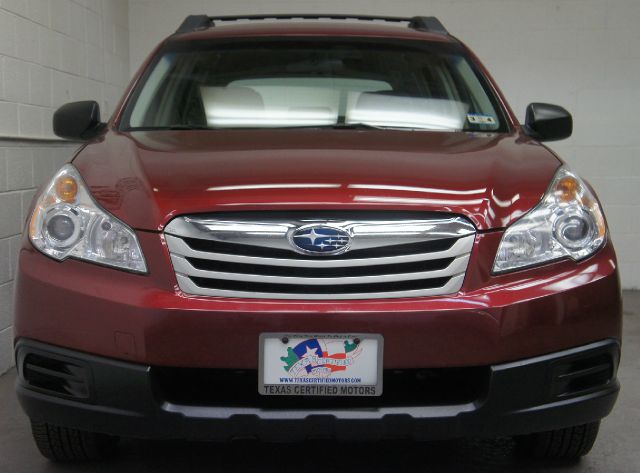 Subaru Outback 2011 photo 3