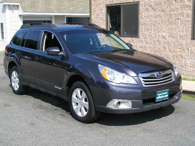 Subaru Outback 2011 photo 4