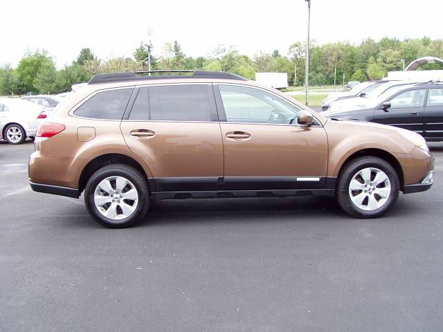 Subaru Outback 2011 photo 7