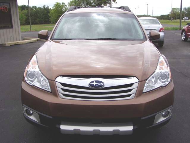 Subaru Outback 2011 photo 8