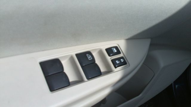 Subaru Outback 2012 photo 12