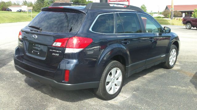 Subaru Outback 2012 photo 14