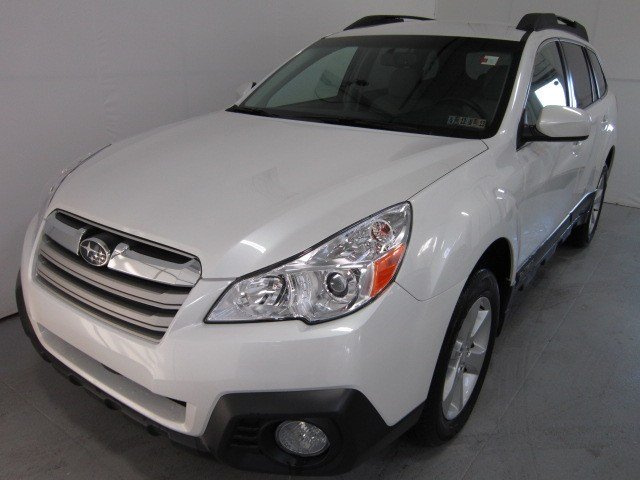 Subaru Outback 2013 photo 1