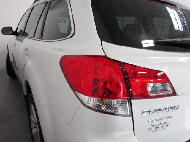 Subaru Outback 2013 photo 5