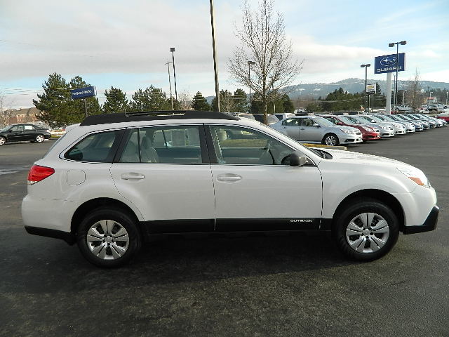 Subaru Outback 2013 photo 5