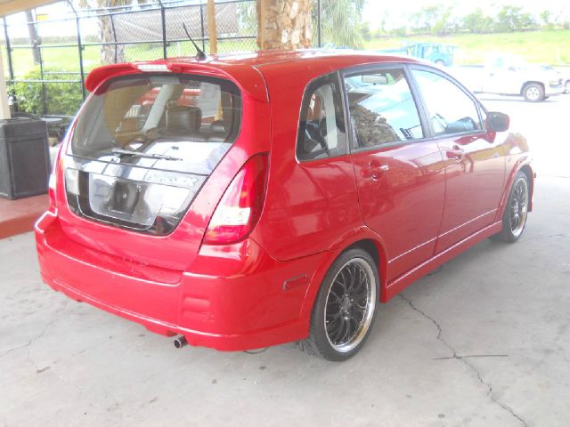 Suzuki Aerio 2003 photo 2