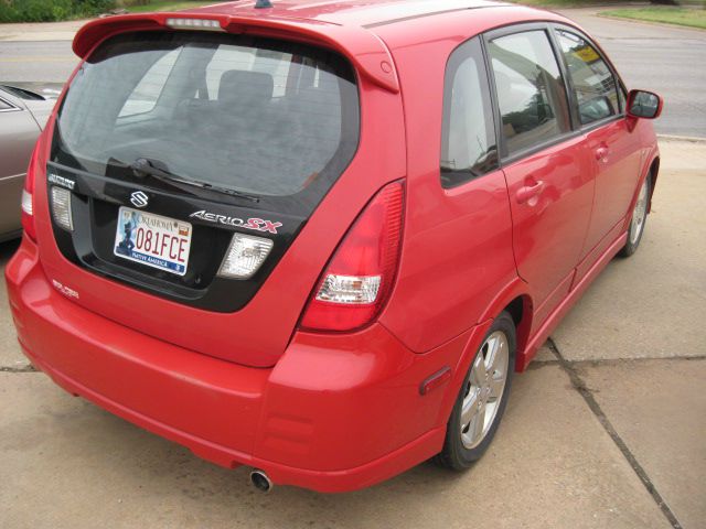 Suzuki Aerio 2003 photo 3